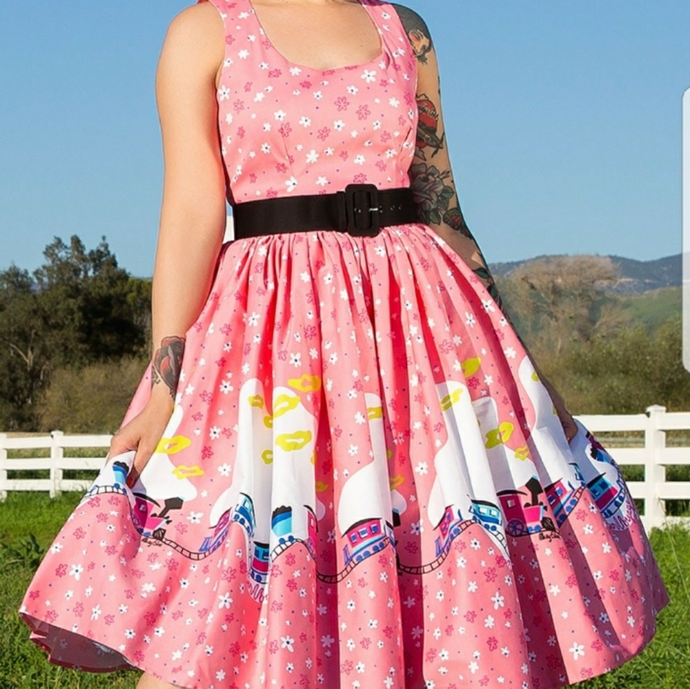 Pinup couture Mary Blair Aurora Dress trains 4x